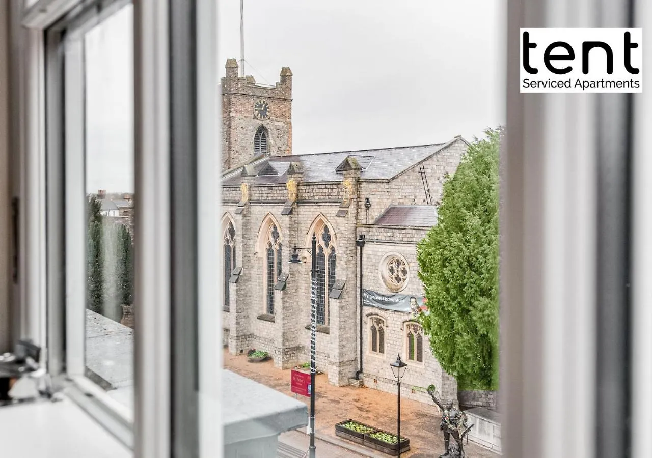 Bright, Stylish Two Bedroom Apt In Town Centre With Free Parking At Tent Serviced Apartments Chertsey 0*,  Storbritannien